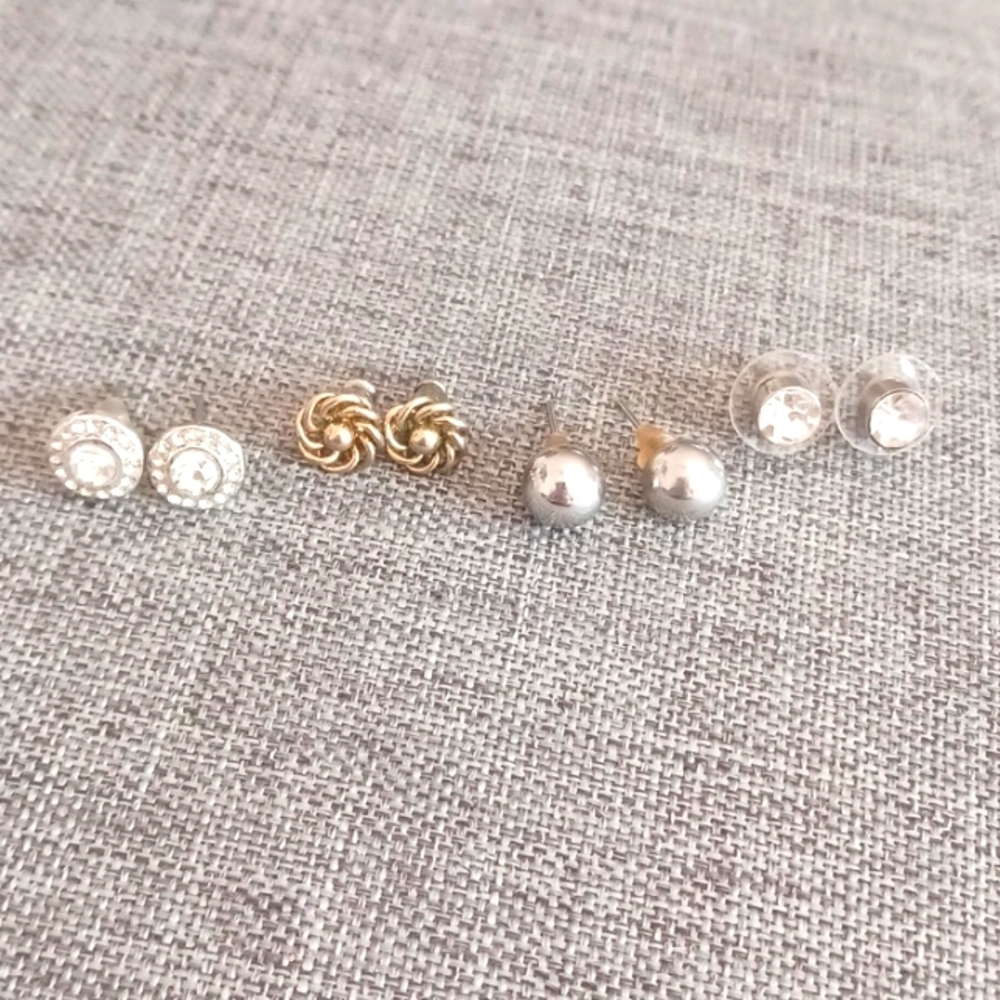 4 Pairs of Studs Golden Silvertone and Crystals - Pre-loved